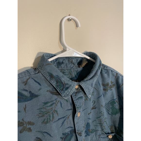 Vintage Eddie Bauer Button Up Shirt Size XL Blue Fish All Over Print - Picture 2 of 8